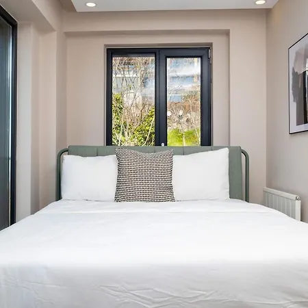 Bosphorus View With 2 Bedrooms * 이스탄불